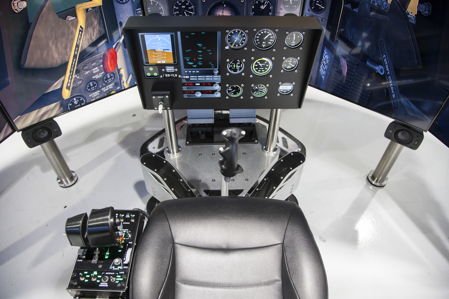 flight simulation controls